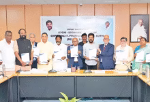 Expert committee submits caste census report to CM