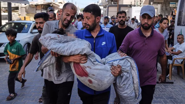 Israel bombs Gaza market, water point
