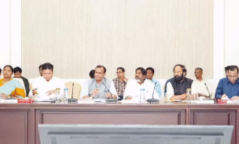 Telangana government, Bhatti Vikramarka, pending bills, BRS government projects