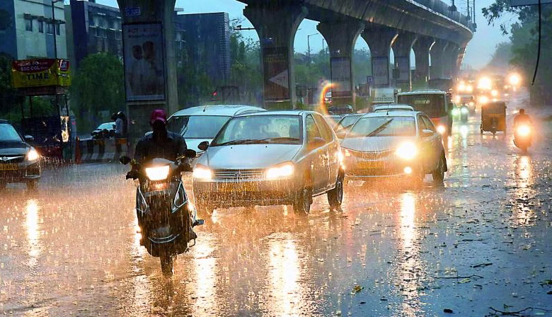 Orange alert in Hyderabad amid cloudburst-like rain
