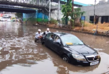 Heavy rains cause flooding in many Areas Hyderabad