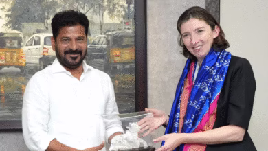 (SEO in English: Telangana CM Revanth Reddy meets British High Commissioner, discusses collaboration in education, science, and investment)